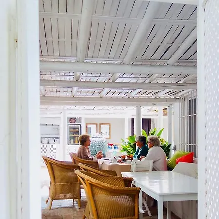 Casa La Concha Boutique Hotel *